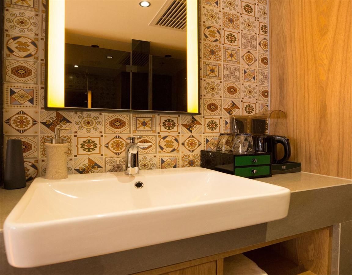 Qiu Guo Hotel Hua Mao Chaoyang  Εξωτερικό φωτογραφία