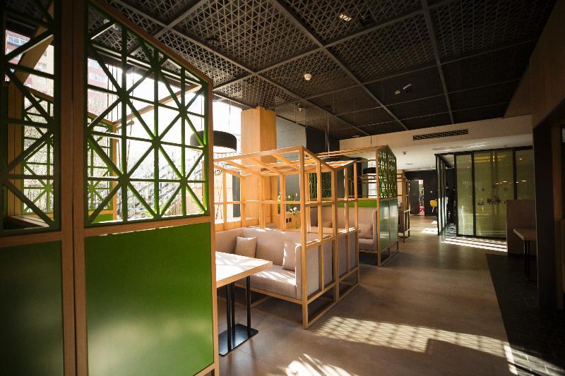 Qiu Guo Hotel Hua Mao Chaoyang  Εξωτερικό φωτογραφία