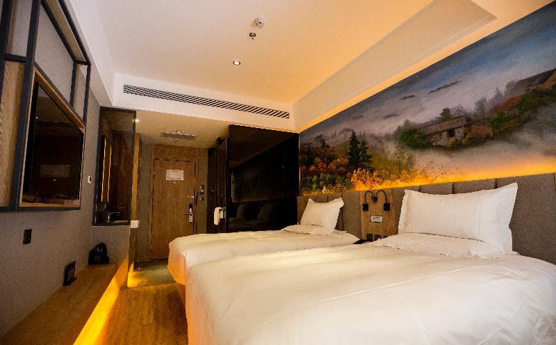 Qiu Guo Hotel Hua Mao Chaoyang  Εξωτερικό φωτογραφία
