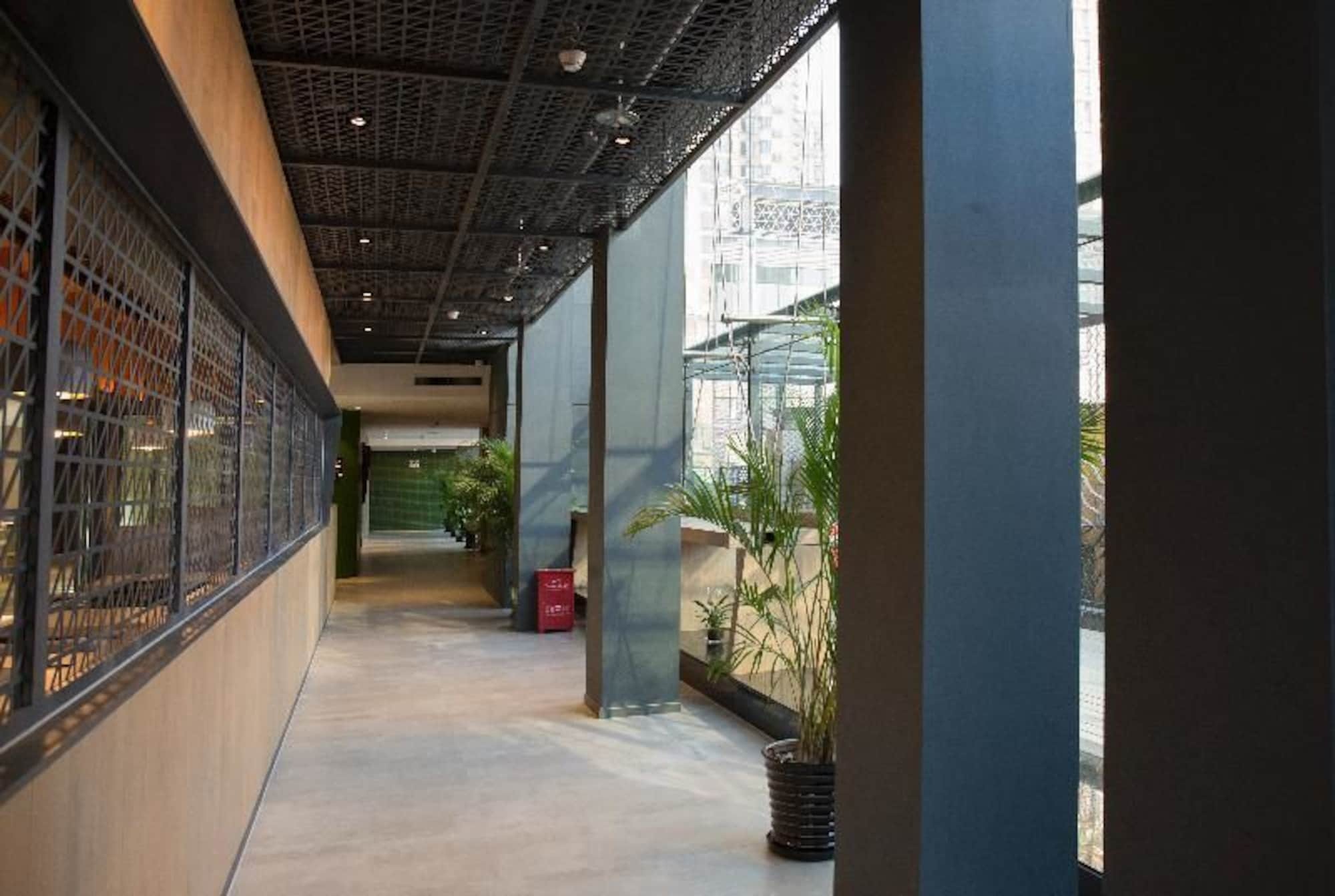 Qiu Guo Hotel Hua Mao Chaoyang  Εξωτερικό φωτογραφία